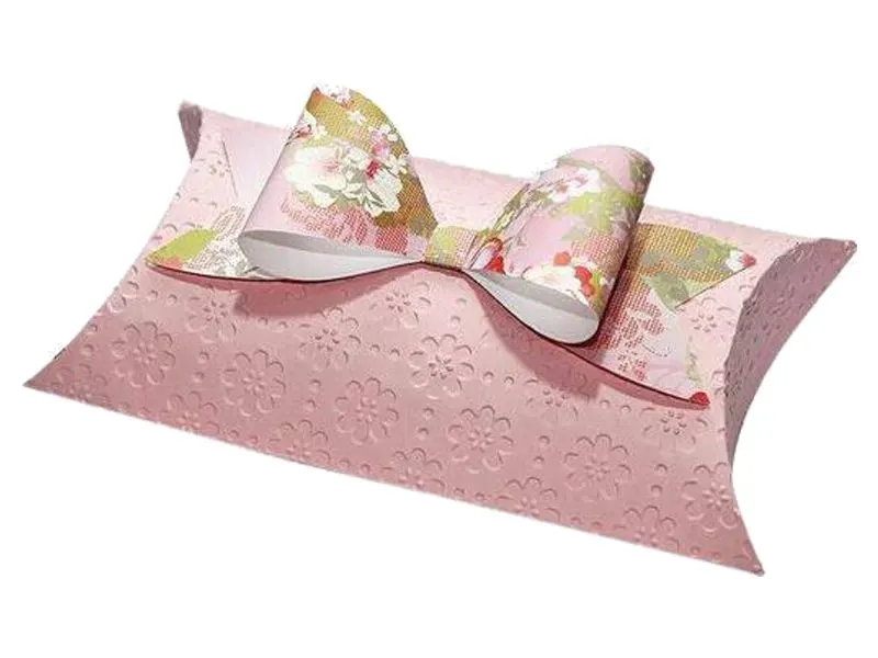 Canvas-Embossed-Pillow-Treat-Boxes-3-