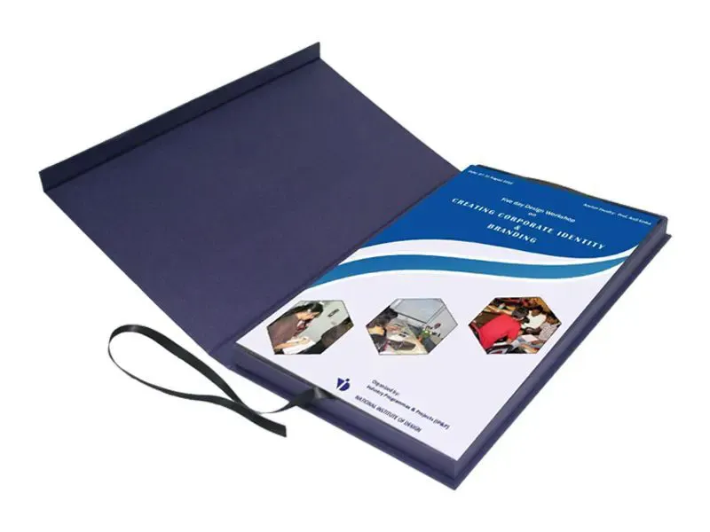 Clamshell-Prospectus-Boxes-3