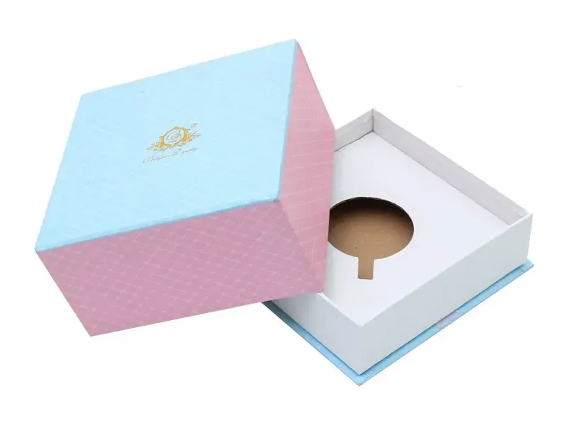 Die-Cut-Cardboard-Insert-Boxes-2
