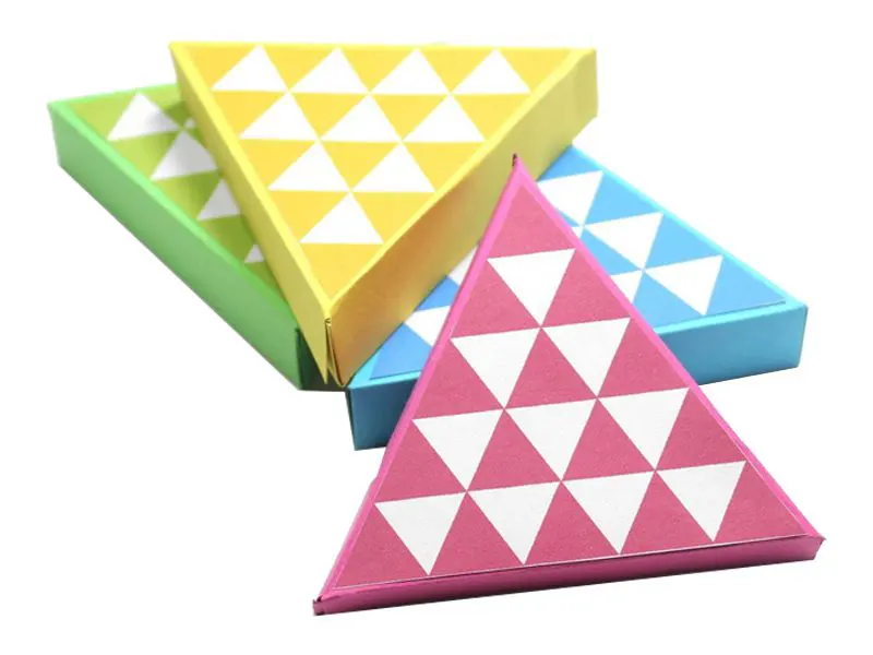 Die-Cut-Triangular-Foldable-Gift-Boxes-1-
