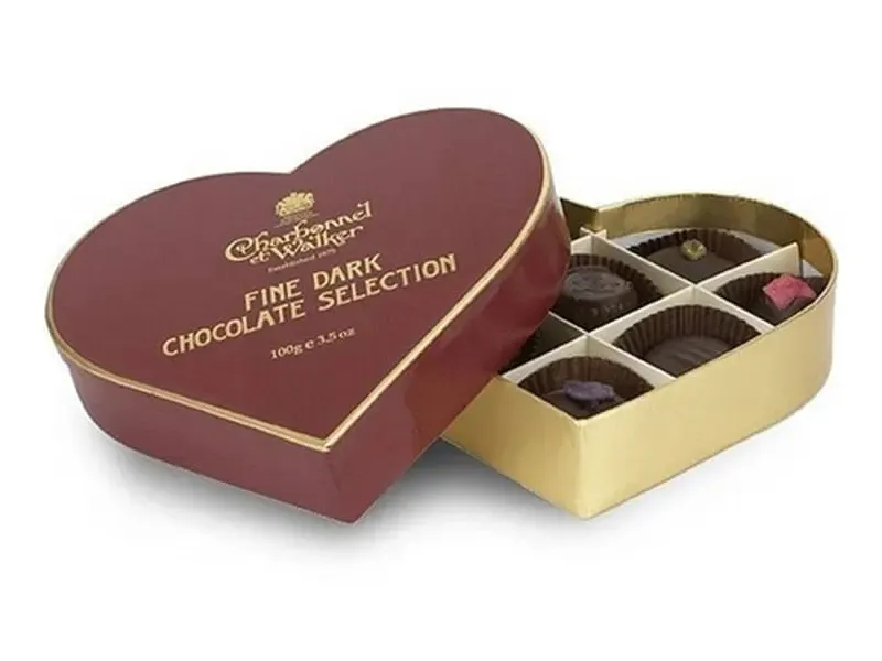 Heart-Shapped-Boxes-5