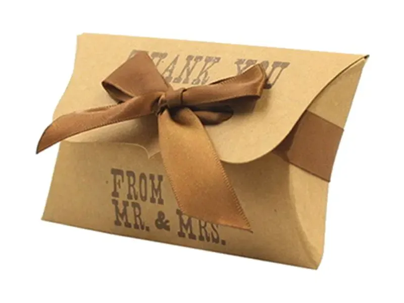Pillow-Kraft-Gift-Boxes-4