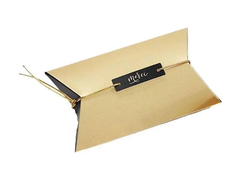 Pillow-Shape-Boxes-3