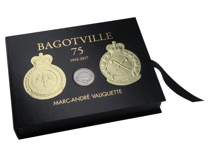 Rectangle-Die-Cut-Logo-Embossed-Boxes-2-