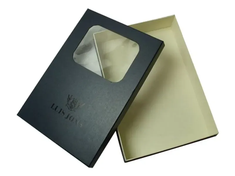 Window-Apparel-Boxes-3